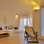 Navona Mykonos Fanári